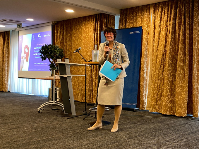 Gisela Fabian, Präsidentin der LGB (Landesvermessung und Geobasisinformation Brandenburg)