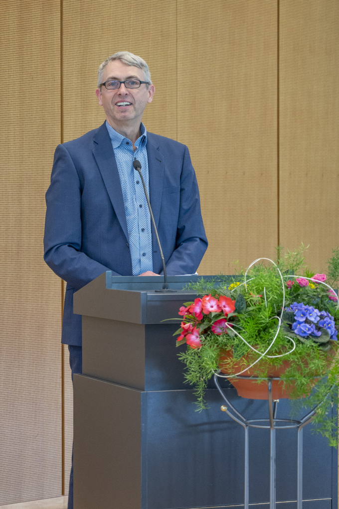 Stefan Wagenknecht (DVW) bei der Gratulation durch die Berufsverbände