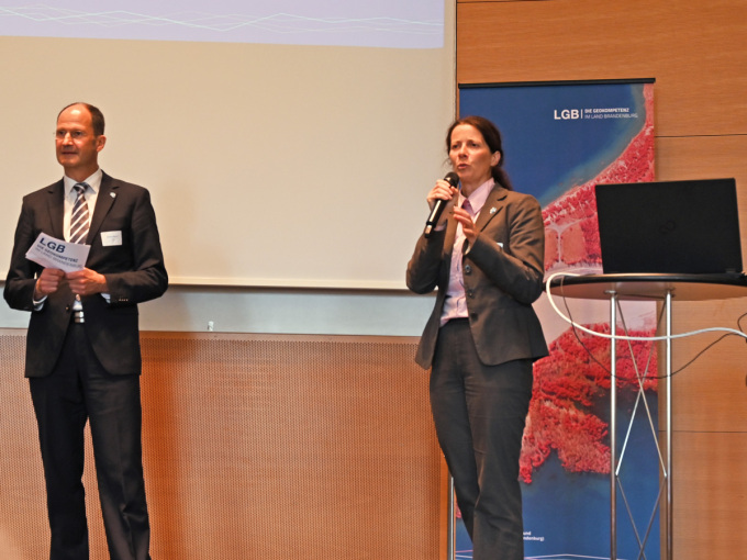 Herr Rauch und Frau Braune, LGB 